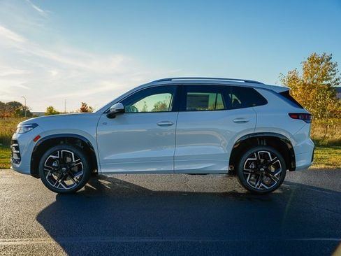 New 2026 Volkswagen Tiguan SEL R-Line image 26