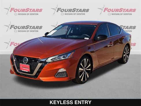 Used 2022 Nissan Altima 2.5 SR image 9