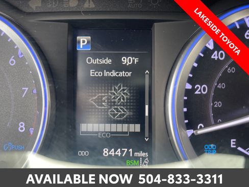 Used 2019 Toyota Highlander XLE FWD image 38