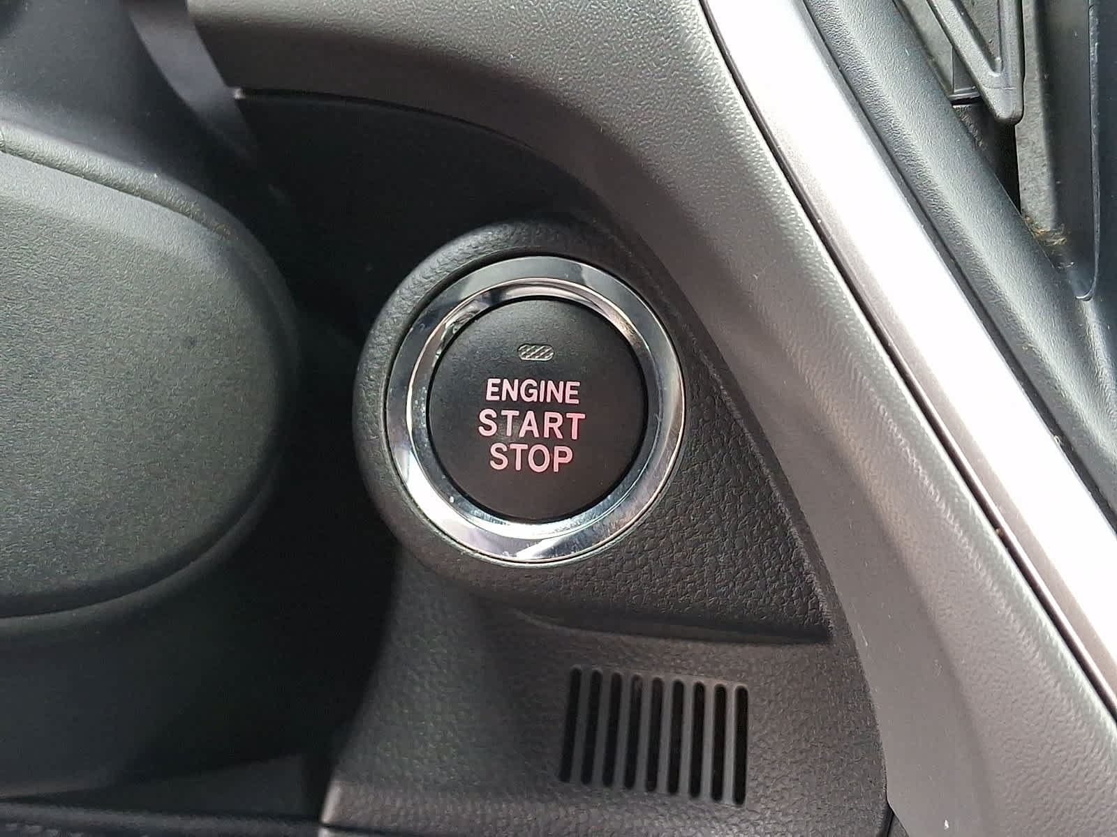 Used 2024 Subaru Crosstrek 2.0i Premium AWD/4WD image 25