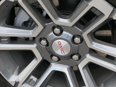 New 2026 GMC Terrain Elevation image 11