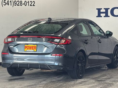 Used 2025 Honda Civic Sport image 3