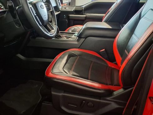 Used 2019 Ford F150 Lariat w/ Equipment Group 502A Luxury AWD/4WD image 15