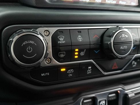 Used 2023 Jeep Wrangler Unlimited Rubicon 392 w/ Dual Top Group AWD/4WD image 37