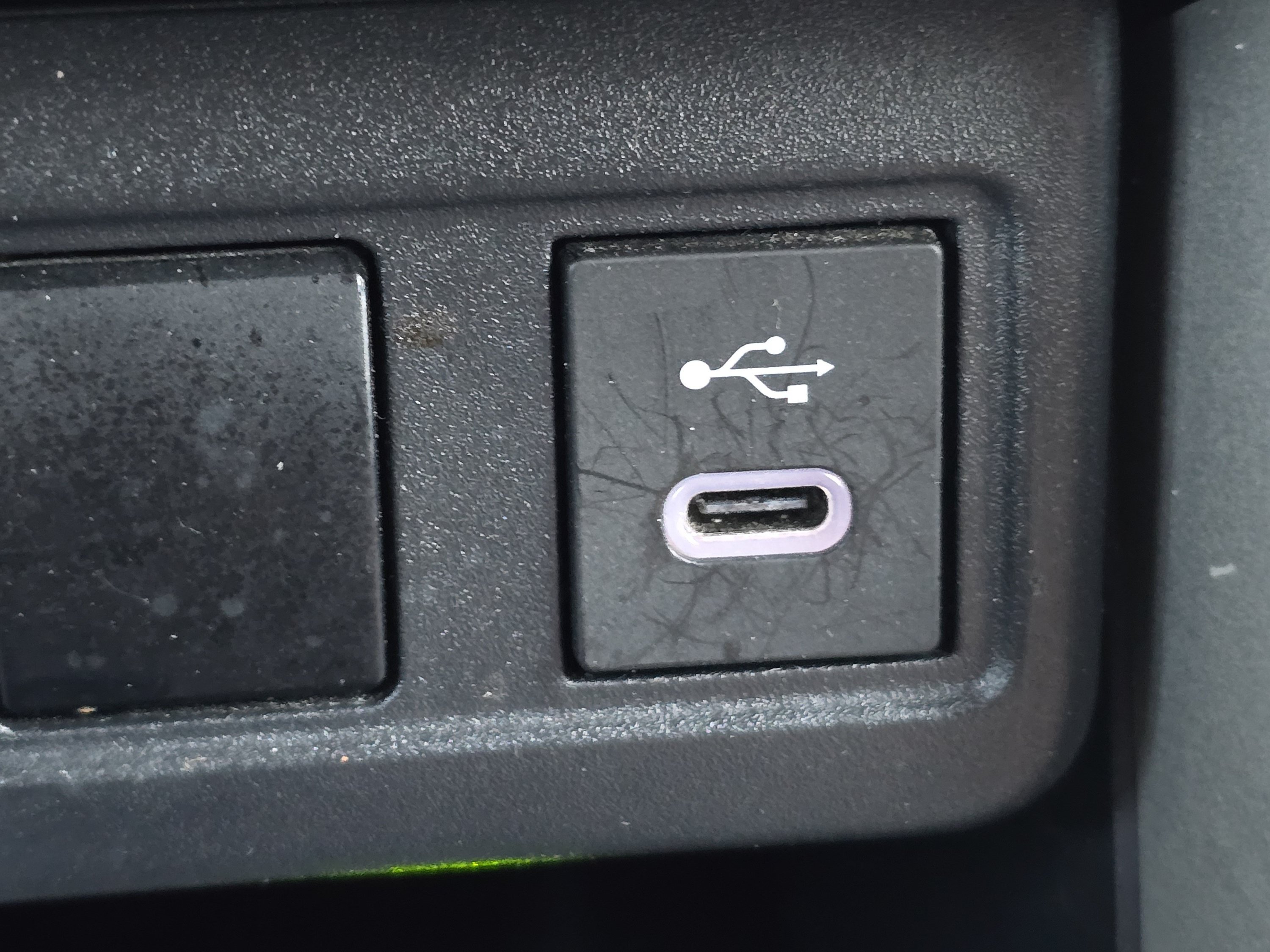 Certified 2024 Toyota Corolla Cross LE AWD/4WD image 14