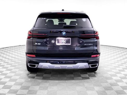 Used 2024 BMW X5 xDrive50e AWD/4WD image 5