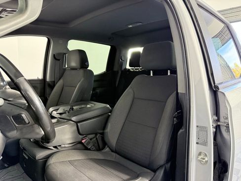 Used 2019 Chevrolet Silverado 1500 LT w/ Texas Edition image 11