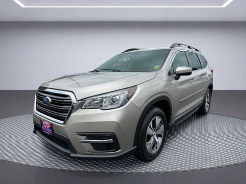 Used 2019 Subaru Ascent Premium w/ Popular Package #4 AWD/4WD image 2
