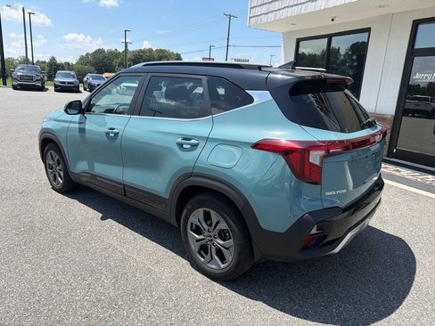 Used 2024 Kia Seltos S FWD image 7