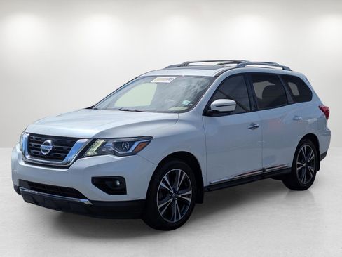 Used 2020 Nissan Pathfinder Platinum w/ Cargo Package image 1