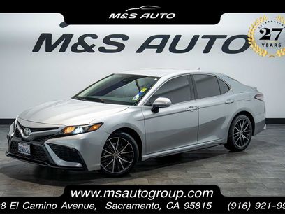 Used 2021 Toyota Camry SE w/ Convenience Package