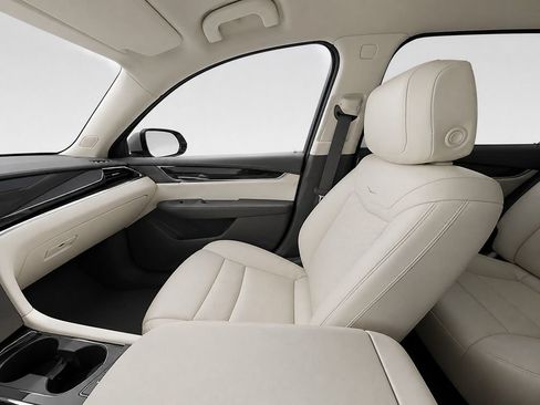Certified 2024 Cadillac XT6 Premium Luxury w/ Technology Package FWD image 10