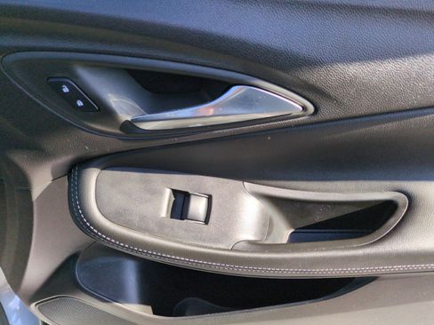 Used 2024 Buick Encore GX Preferred FWD image 29