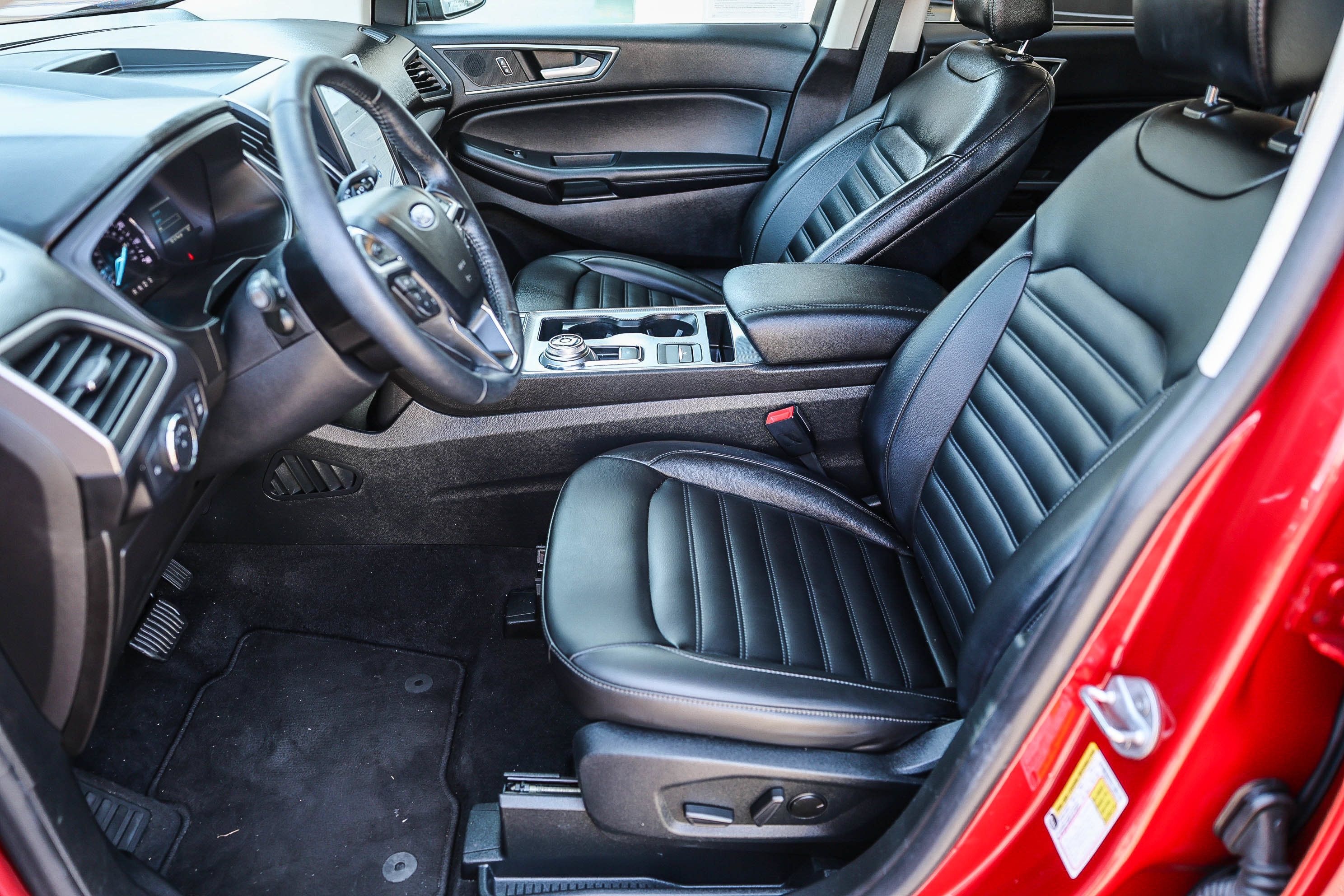 Used 2022 Ford Edge SEL w/ Convenience Package AWD/4WD image 8