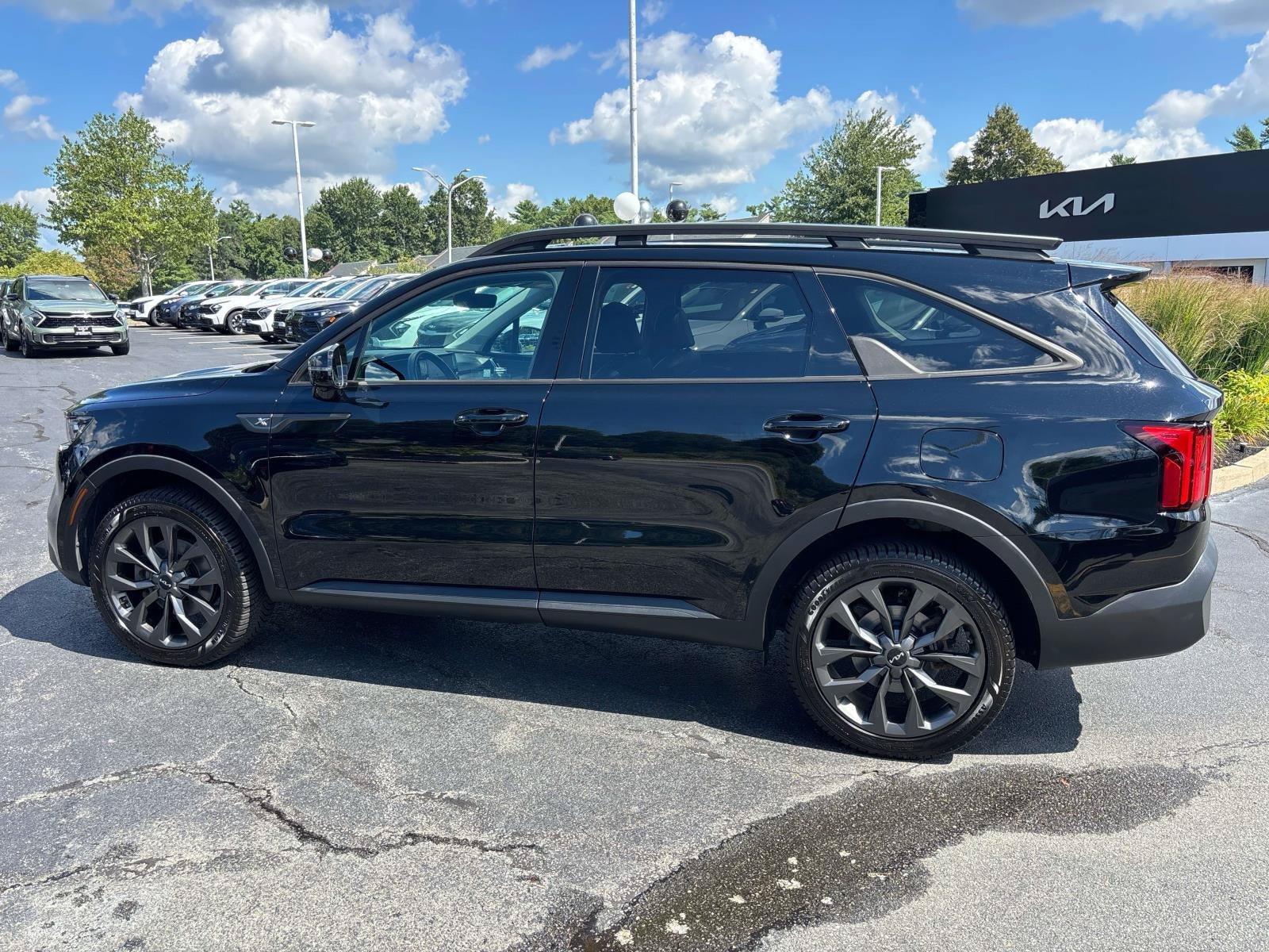 Used 2023 Kia Sorento SX Prestige AWD/4WD image 2