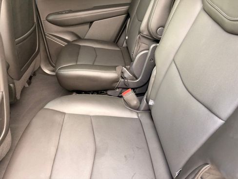 Used 2021 Cadillac XT6 Sport w/ LPO, ONYX Package AWD/4WD image 16