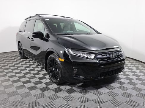 Used 2026 Honda Odyssey Sport-L image 3