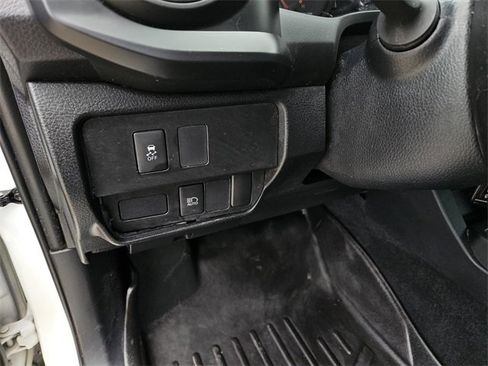 Used 2020 Toyota Tacoma SR image 17