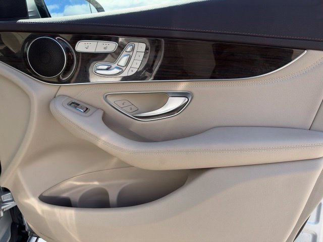 Used 2018 Mercedes-Benz GLC 300 4MATIC image 37