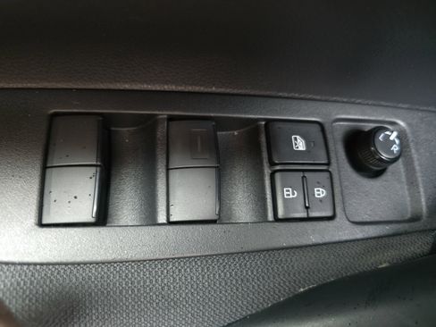 Used 2024 Toyota Corolla LE FWD image 29