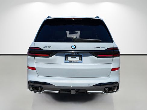 New 2026 BMW X7 xDrive40i w/ M Sport Package image 4