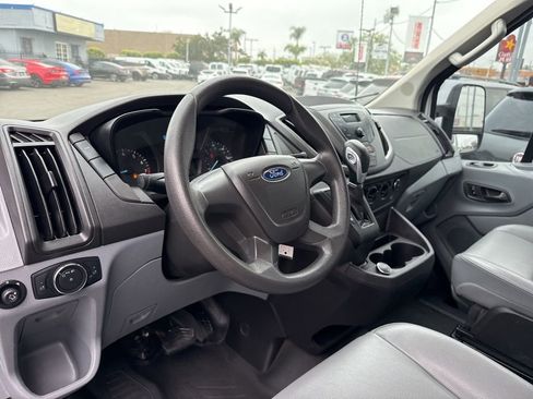 Used 2019 Ford Transit 250 138 RWD image 8