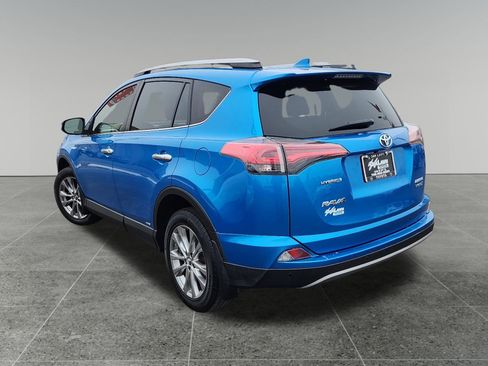 Used 2017 Toyota RAV4 Limited image 5