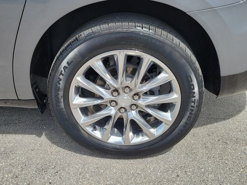 Used 2021 Buick Enclave Premium w/ Sun and Sites Package FWD image 28