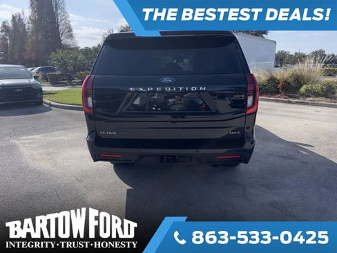 Used 2025 Ford Expedition Max Active image 6