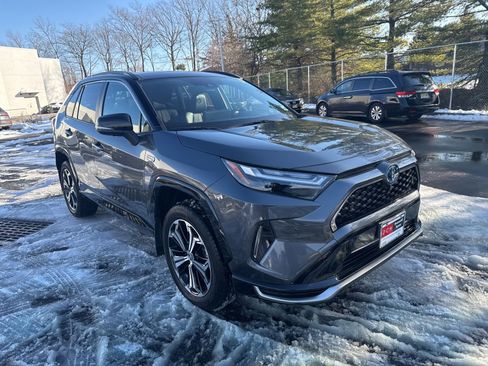 Used 2023 Toyota RAV4 XSE image 3