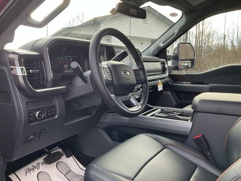 New 2026 Ford F250 Lariat w/ Chrome Package image 15