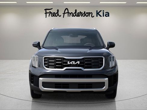 New 2025 Kia Telluride S image 2