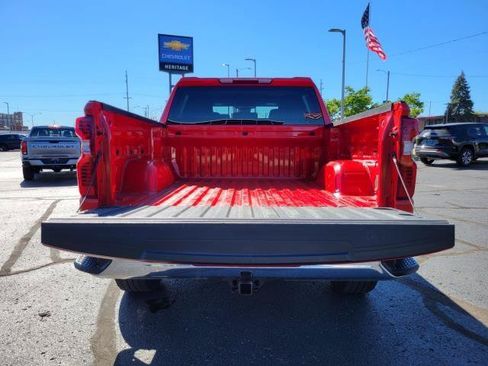Used 2023 Chevrolet Silverado 1500 LT AWD/4WD image 23