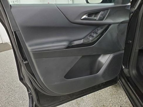 Used 2025 Chevrolet Equinox LT image 13