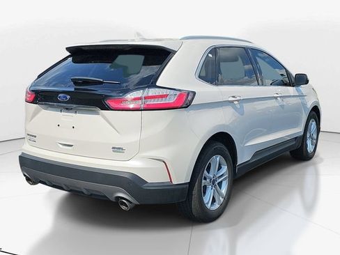 Certified 2019 Ford Edge SEL w/ Equipment Group 201A FWD image 3