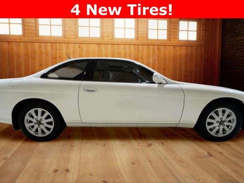 Used 1992 Lexus SC 400 Coupe RWD image 2