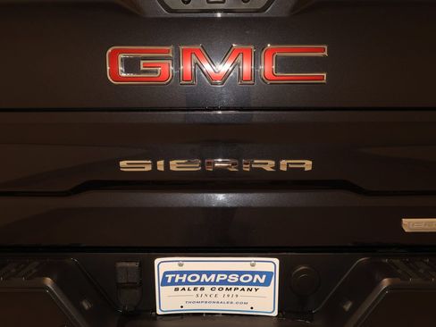 Used 2024 GMC Sierra 1500 Elevation w/ Elevation Premium Package AWD/4WD image 38