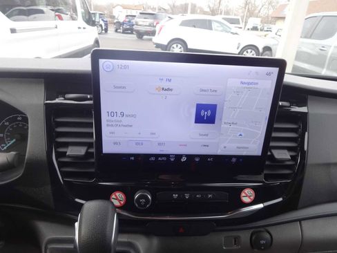 Used 2023 Ford Transit 350 XLT image 15