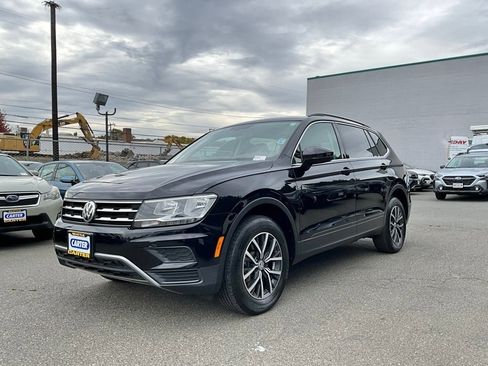 Used 2019 Volkswagen Tiguan SE image 4