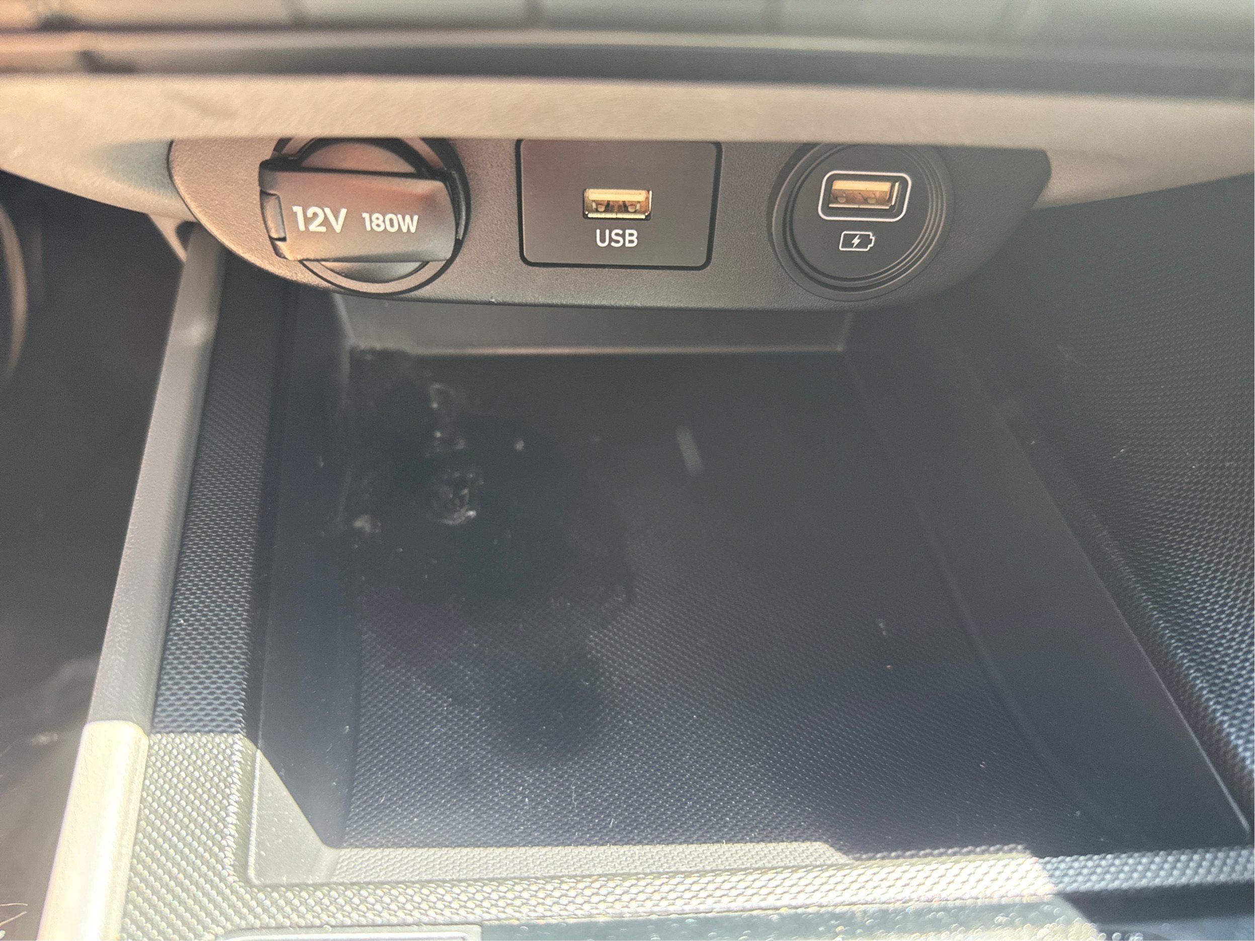 Used 2022 Hyundai Elantra SEL FWD image 34