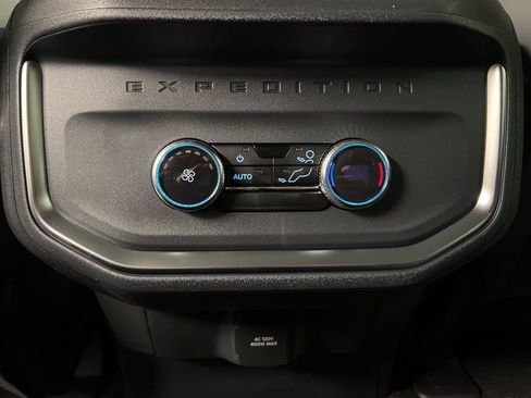 New 2026 Ford Expedition Active AWD/4WD image 35