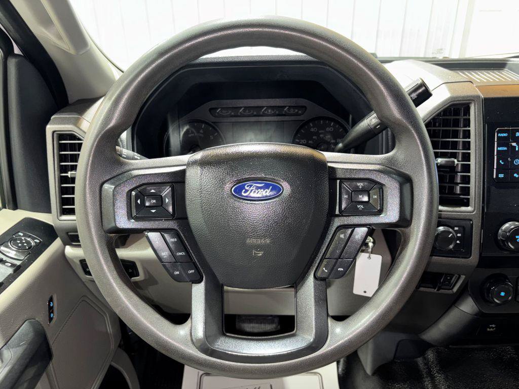 Used 2022 Ford F350 XL w/ Power Equipment Group AWD/4WD image 18