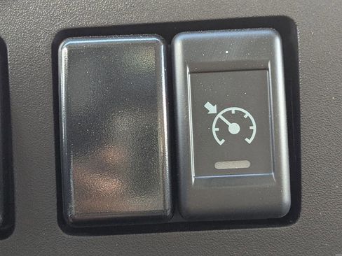 New 2025 Chevrolet Low Cab Forward image 24