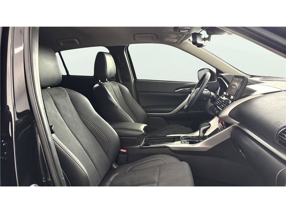 Used 2022 Mitsubishi Eclipse Cross SE FWD image 19