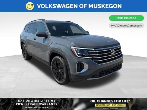 New 2026 Volkswagen Atlas SE image 1