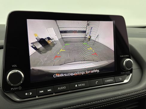 Used 2026 Nissan Rogue SV image 17