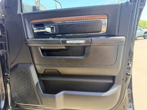 Used 2018 RAM 3500 Laramie w/ Convenience Group image 35