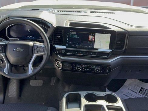 Used 2026 Chevrolet Silverado 1500 RST AWD/4WD image 11
