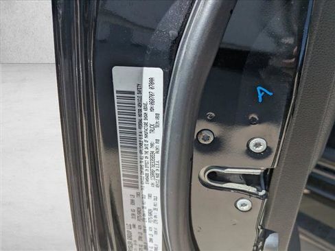 Used 2014 RAM 1500 Express image 15