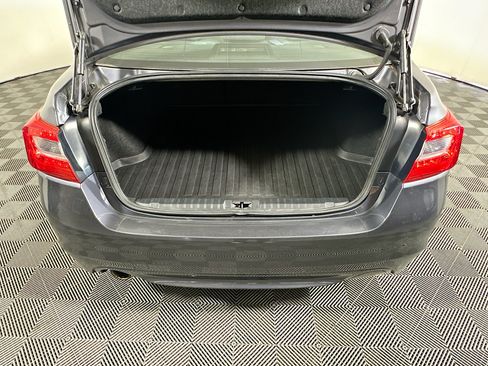Used 2016 Subaru Legacy 2.5i Premium AWD/4WD image 30